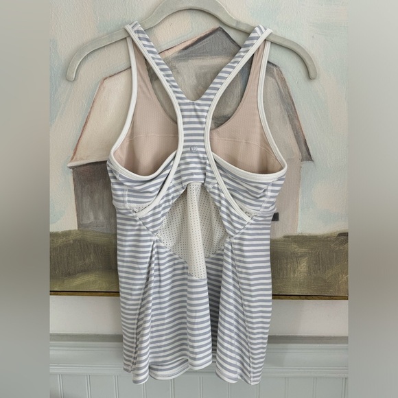 LULULEMON Crossback Tank Classic Stripe White Silver Fox / White size 8 - Picture 8 of 10